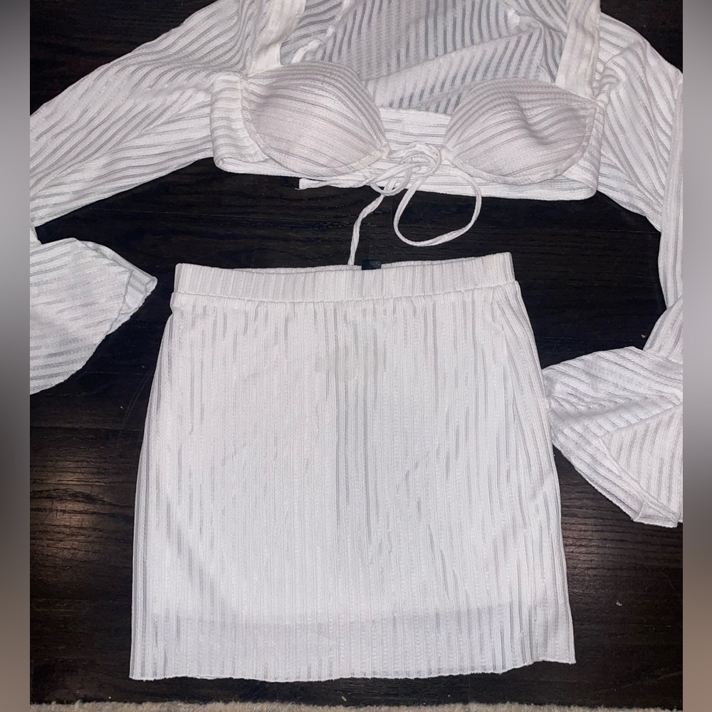White Ribbed Two-Piece Set - Picture 5 of 7